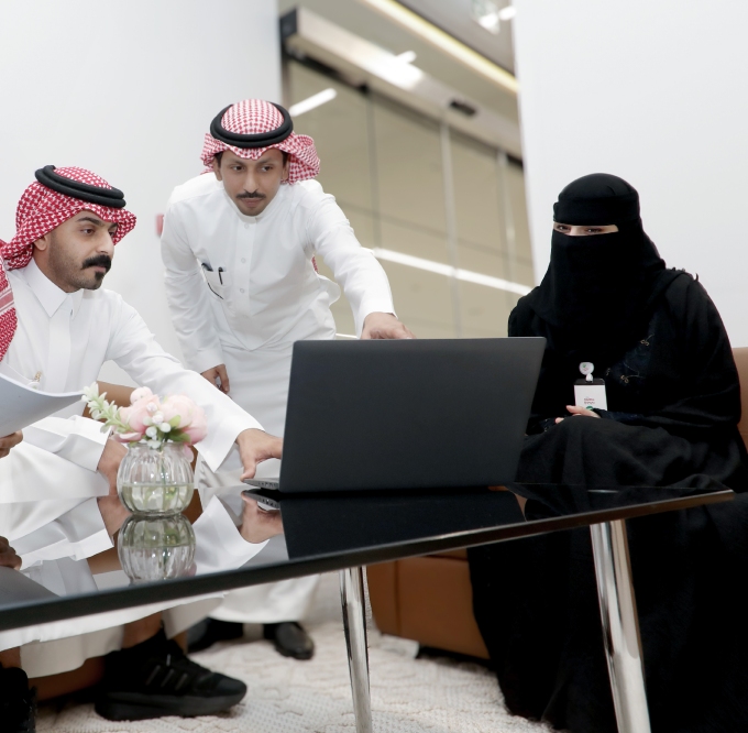 وظائف العثيم